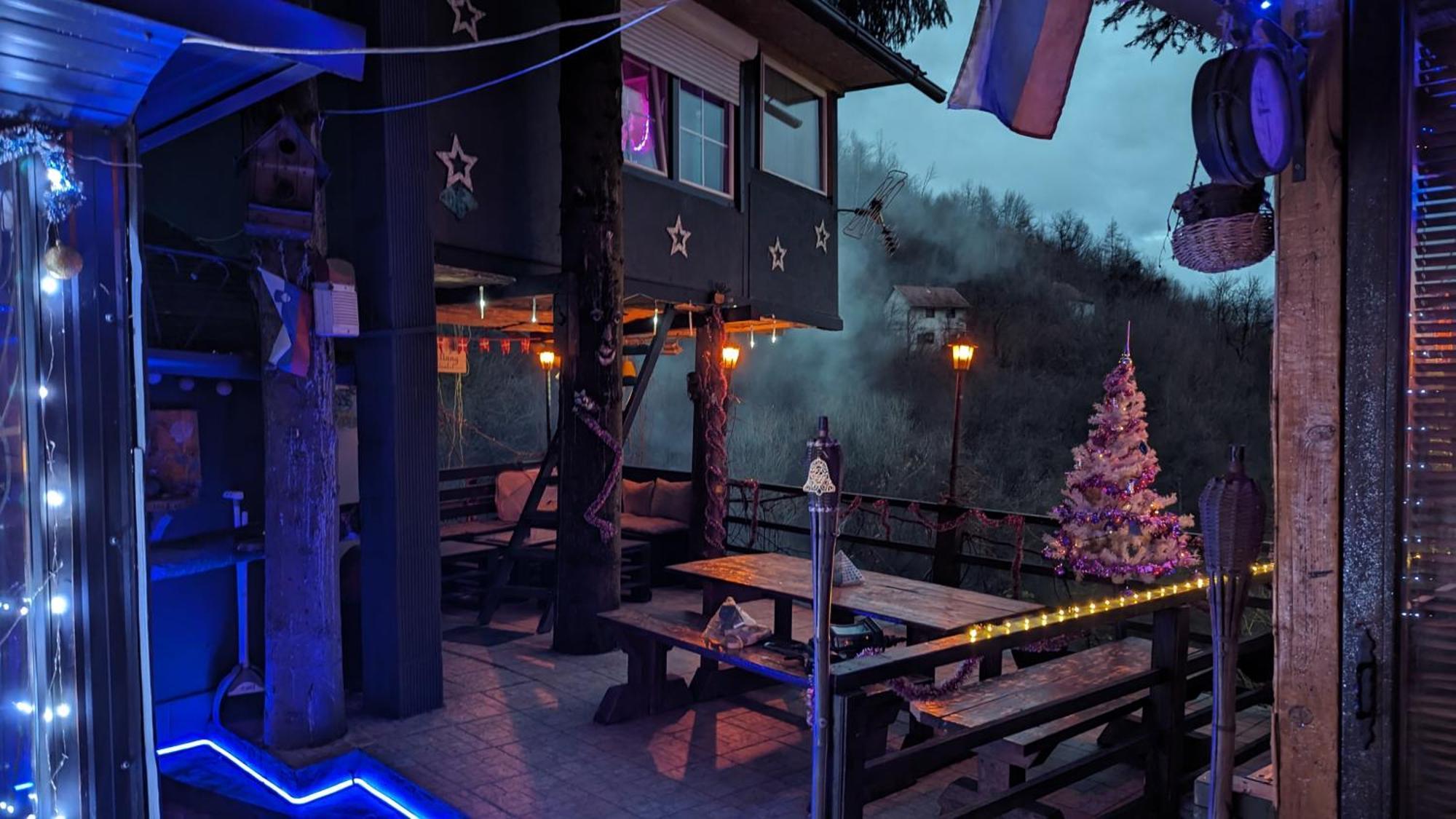 Tree House Daire Visoko Dış mekan fotoğraf